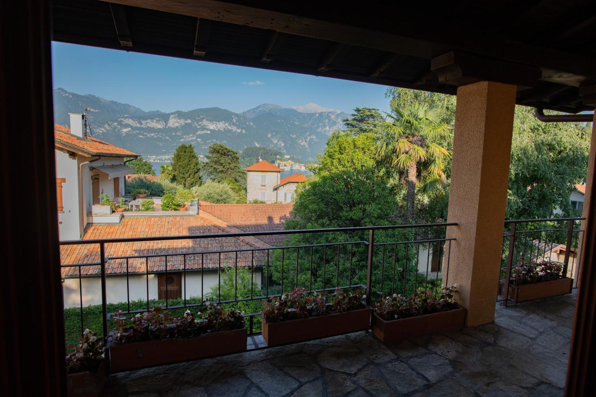 Serene Garden Getaway Cadenabbia Bagian luar foto