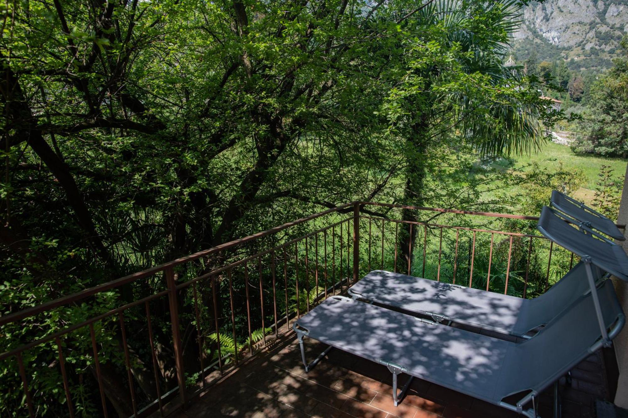 Serene Garden Getaway Cadenabbia Bagian luar foto